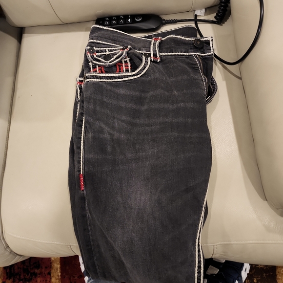 Is rare one of the most sought after  religions ever made. - Picture 3 of 3